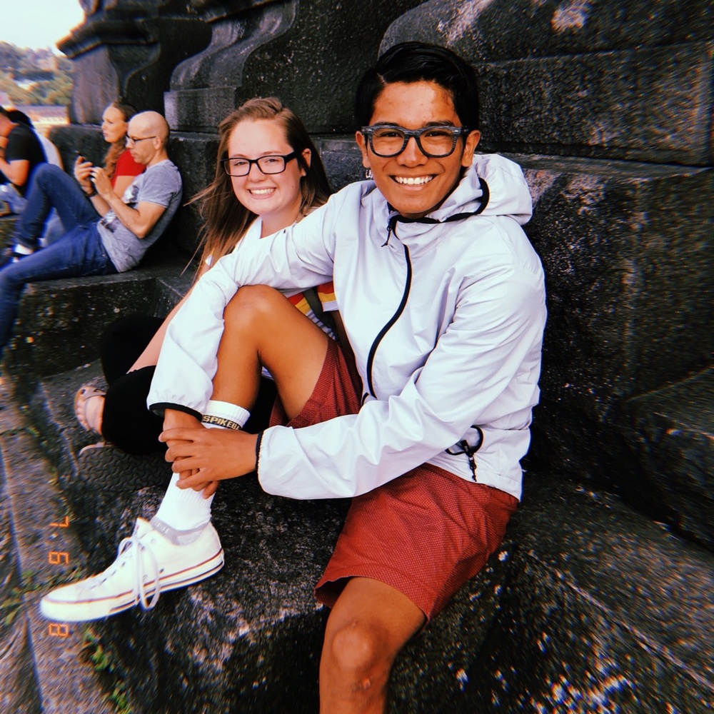 Meet your Posher, Raymond